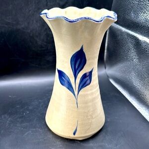 Williamsburg pottery vase. Blue and cream. Beautiful. 7” tall 3.5” wide.